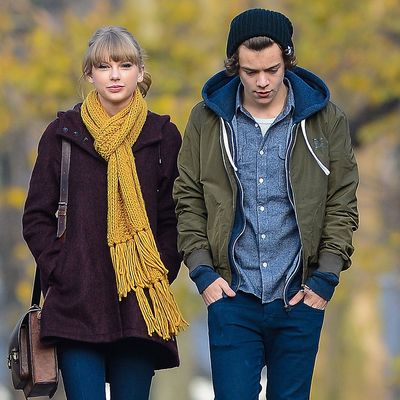 Taylor Swift Asked One of Harry Styles's Favorite Bands to Handwrite Lyrics as a Birthday Gift for Him When They Were Dating