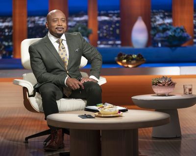 Forget quiet quitting: 'Shark Tank' star Daymond John says the loud quitting trend is “absolutely amazing.” Here’s why