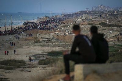 Gazans already enduring health issues, lack of clean water now face hazardous rubble