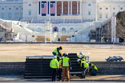 Capitol Lens | Post-inaugural dismantling - Roll Call