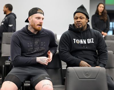 WATCH: Marshawn Lynch provides hilarious moment during Pete Carroll’s first Raiders presser