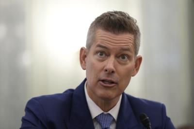 Senate Unanimously Votes To Advance Sean Duffy's DOT Nomination