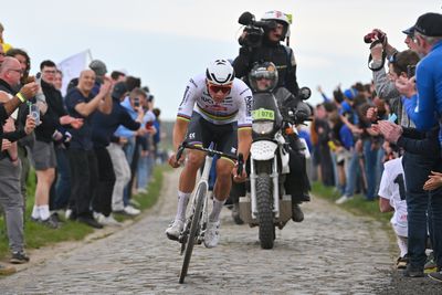 Eurosport is closing down in the UK - cycling is about to get a lot more expensive to watch