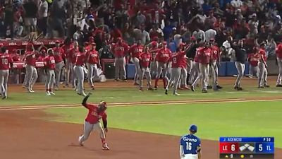 Rays Infielder Celebrates Game-Winning Winter League HR With Epically Long Trot Around Bases