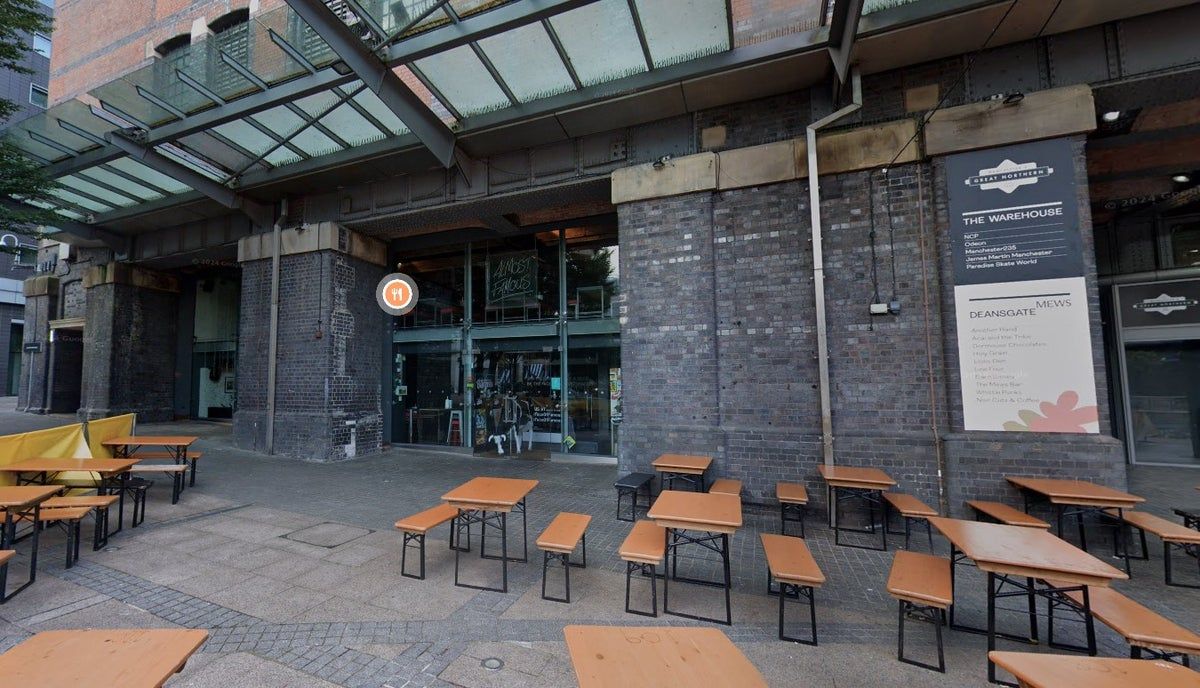 Popular burger chain Almost Famous announces shock…