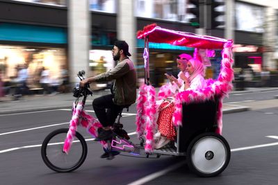 Pedicab drivers face background security checks and ban on 'rip-off fares' when TfL licensing starts