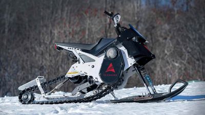 This Motorcycle Transforms to a Snowmobile and a Dirt Bike With Just a Few Tools