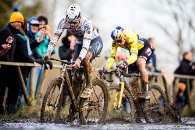 Mathieu van der Poel vs Wout van Aert: Cyclo-cross World Championships form guide