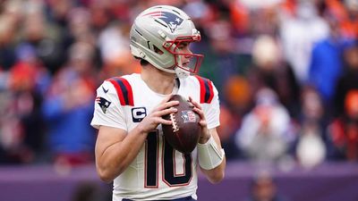 How Often Does Team Wearing White Jerseys Win the Super Bowl?