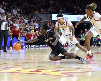 Omaha men’s basketball asks fans to bring trash cans to game in weirdest promotion ever