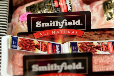 Pork giant Smithfield's CEO touts growth outlook, minimizes threats from deportations, bird flu