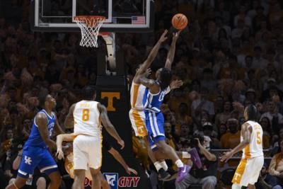 Kentucky Upsets Tennessee In SEC Showdown