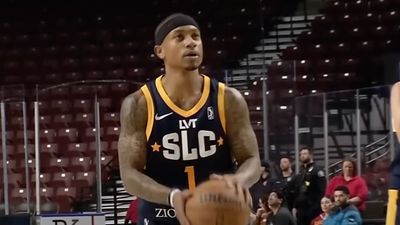 Isaiah Thomas Went Off in His First G-League Audition