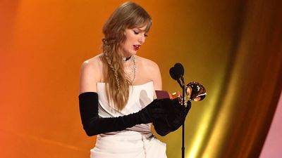 “Far from dominating, their position in the awards overall is in fact peripheral”: Women’s recent supremacy at the Grammys is massively overstated, says new report, as men still claim the majority of nominations and wins