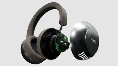 Headphones with a built-in vacuum tube amp for vinyl-like sound!? They're real, and they look super cool