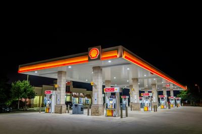 Shell Annual Profit Drops To $16 Bn As Oil Prices Fall