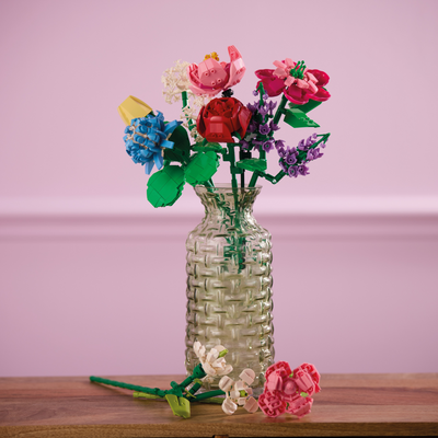 Aldi’s Blocks in Bloom Building Flowers are a dead-ringer for LEGO flowers - at just £2.99 they’re half the price too