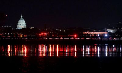 First Thing: Passenger jet crashes after midair collision near Washington DC