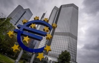 Europe's Economy Stagnates Amid Political Turmoil And Trade Uncertainty