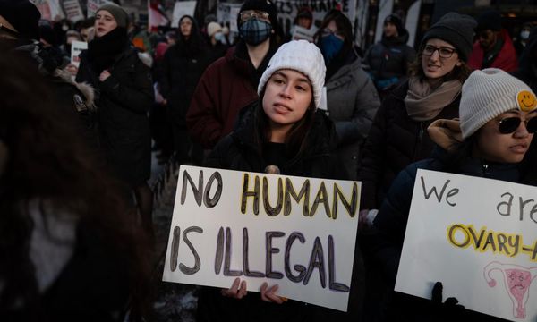 ‘Fear hasn’t paralyzed us’: anxiety and action in Chicago amid immigration raids