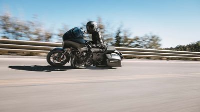 Indian Motorcycles Just Debuted a New 126 Horsepower V-Twin and Give It To Me