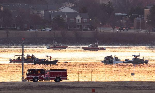 Washington plane crash: officials say no survivors expected amid river recovery