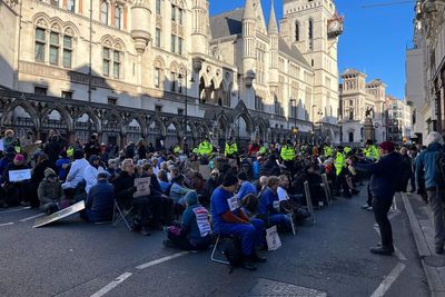 Sit-down demonstration held amid Court of Appeal challenges to protest sentences