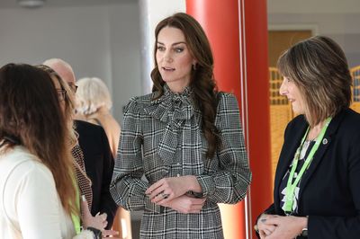 Kate chats with children as she marks patronage of Welsh hospice