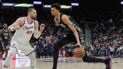 Victor Wembanyama Calls Out 'Unfair' Officials After Testy Moment in Spurs-Clippers Game