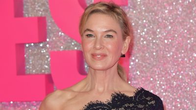 Renée Zellweger's daring lace dress gave us the green light to go one-shouldered