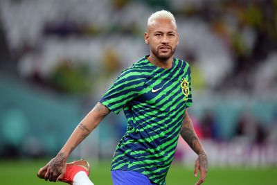 Neymar confirms return to his first club Santos