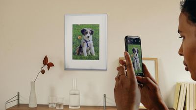 This ePaper photo frame is about to enter mass production — and it's completely cordless