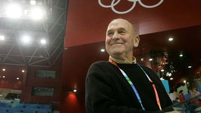 Dick Button, Postwar Figure Skating Star and Longtime Commentator, Dies at 95