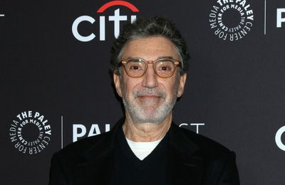 Chuck Lorre offers to buy dinner for firefighters who saved his home