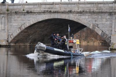 Body found in River Dee amid search for two missing sisters