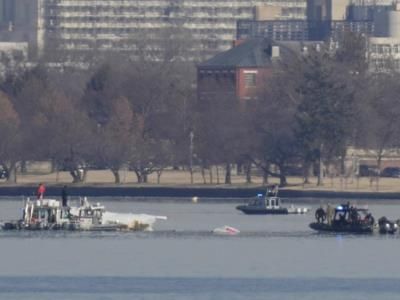 Ground Stop At Washington Reagan National Airport Due To Crash