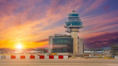 Air traffic controllers hit back at Trump's controversial comments