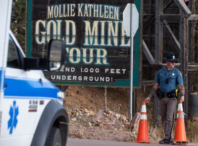 Tour guide at former Colorado gold mine fell out of elevator after apparently not latching door
