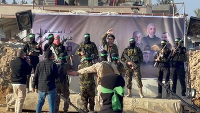 Hamas releases three Israeli captives in exchange for 183 Palestinians