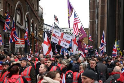 London protests LIVE: Six people arrested as Tommy Robinson supporters and opponents face off