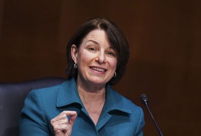 Klobuchar call for compromise backfires