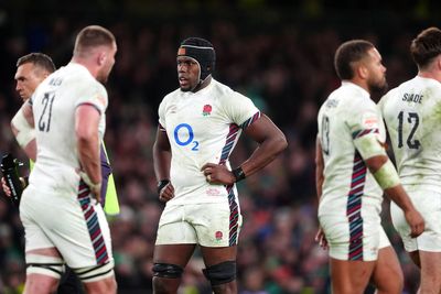 Steve Borthwick hints at England’s inexperience as Ireland claim bonus-point win