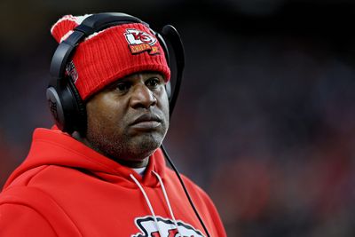 REPORT: Bears hiring former Chiefs OC Eric Bieniemy