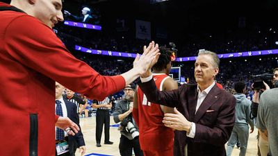 John Calipari Sways Balance of Power Back His Way by Beating Kentucky in Return