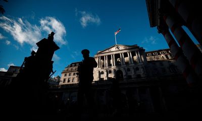 Pressure rises on Bank of England and the Fed as the interest rate debate gets political