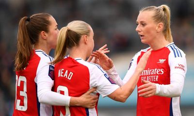 Stina Blackstenius gives Arsenal edge over Manchester City in WSL thriller