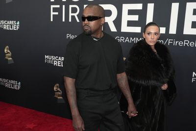 Kanye West makes shocking Grammys splash