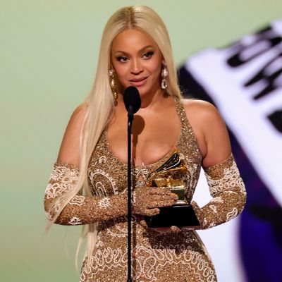 Beyoncé Accepts Her History-Making 2025 Grammy Award in a 'Cowboy Carter'-Themed Dress