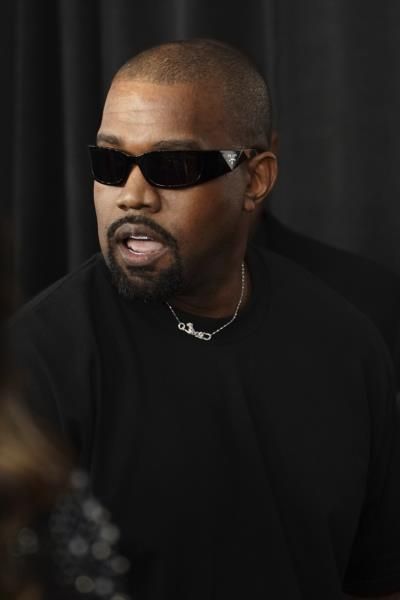 Kanye West Not Escorted Out Of Grammys, Source Confirms