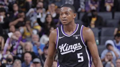 Kings trade news: Multi-team deal is sending De'Aarron Fox to the Spurs